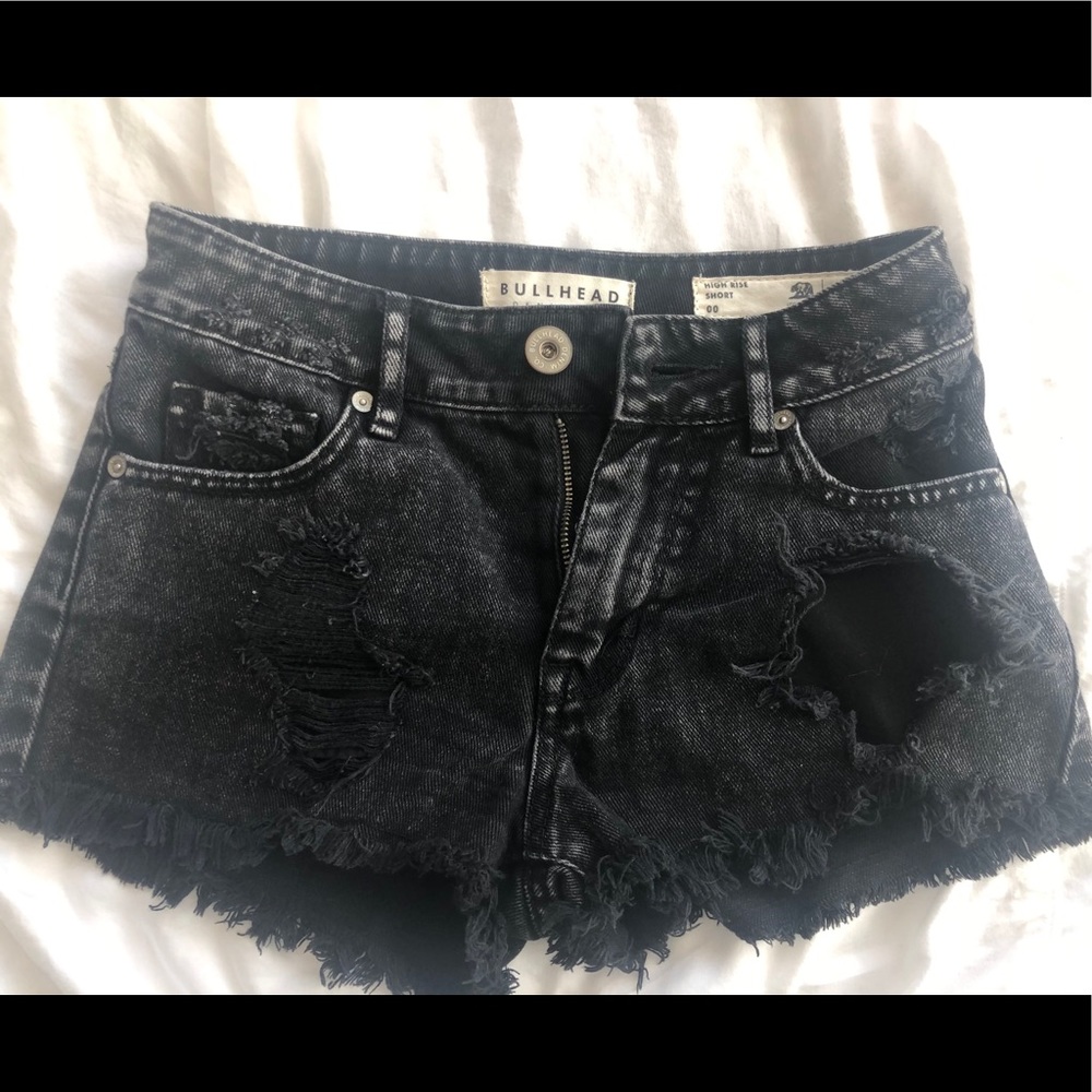 Distress Bullhead Shorts